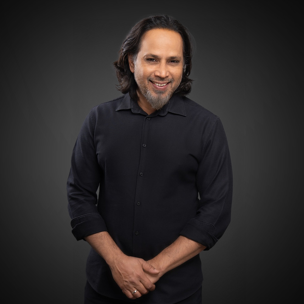 presenter urdu